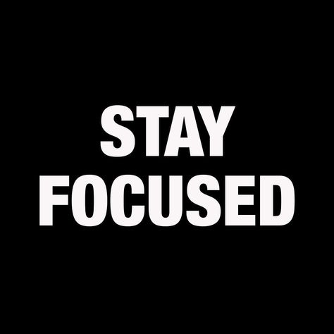 Don’t let anything distract you from your goals!! 🎯 Prayer Vision Board, Good Leadership Skills, Vision Board Pics, Fitness Vision Board, Vision Board Examples, Vision Board Party, Vision Board Quotes, Vision Board Wallpaper, Exam Motivation