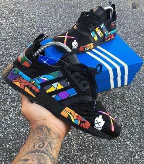 Sneakers Fashion Adidas, Design Sneakers, Kicks Shoes, Shoes Sneakers Jordans, Day Fashion, Fresh Shoes, Hype Shoes, Trendy Sneakers, On Sneakers