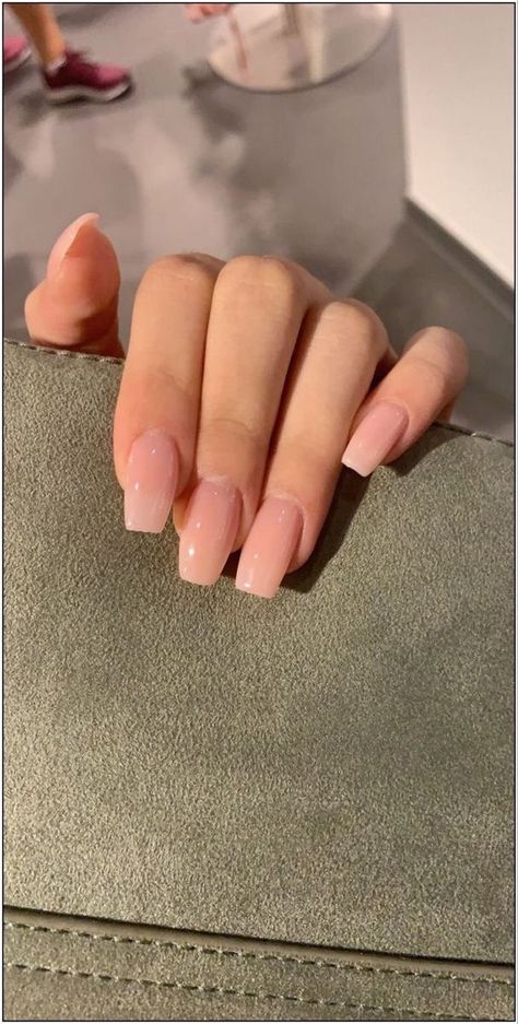 Gold Gel Nails, Long Natural Nails, Natural Acrylic Nails, Ombre Acrylic Nails, Polygel Nails, Her Nails, Simple Acrylic Nails, Acrylic Nails Coffin Short, Summer Acrylic Nails