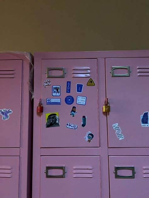 Locker Stickers Aesthetic, School Locker Aesthetic, Locker Inspo Aesthetic, Locker Aesthetic, Aesthetic Locker, Locker Stickers, School Locker Organization, Arabic Aesthetic, School Locker Decorations