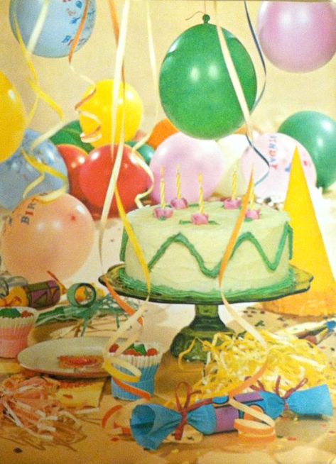 Celebrate A Birthday 1960's Style - A Vintage Nerd 1960s Party, Vintage Birthday Parties, Vintage Birthday Cakes, Happy Birthday Vintage, Vintage Blog, Retro Birthday, Vintage Birthday, Vintage Party, It's Your Birthday