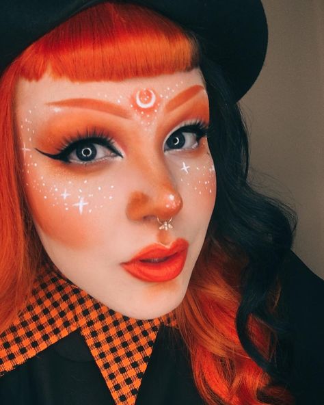 Kawaii Witch Makeup, Colorful Halloween Makeup Looks, Pumpkin Witch Makeup, Autumn Witch Makeup, Orange Witch Makeup, Halloween Makeup Orange, Orange Halloween Makeup, Cute Witch Makeup, Colorful Halloween Makeup