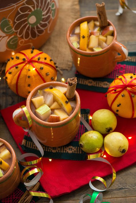 Recipe fo a delicious Ponche Navideño (or Mexican Christmas Punch. @ad #logramascontucomida Christmas Food Mexican, Mexican Christmas Aesthetic, Cultural Desserts, Mexican Christmas Party, Hispanic Christmas, White Christmas Martini, Latino Christmas, Mexican Christmas Food, Christmas Biscuits Recipe