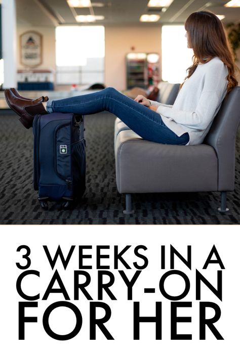 How To Travel For 3 Weeks With Just A Carry On - For Her Travel Life Hacks, Packing For Europe, Carry On Packing, Packing Clothes, Travel Essentials Men, Packing List For Vacation, Travel Capsule, Travel Essentials List, Travel Capsule Wardrobe