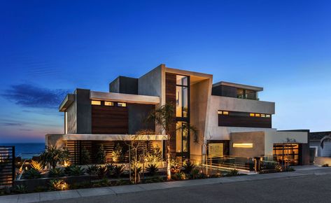 Waterfront Estate in La Jolla, California, to List for $32.5 Million - Mansion Global Newport Beach House, Beach Houses For Sale, Bedroom Inspirations Minimalist, Mansion Exterior, La Jolla California, Modern Mansion, Expensive Houses, La Jolla, Luxury Villa