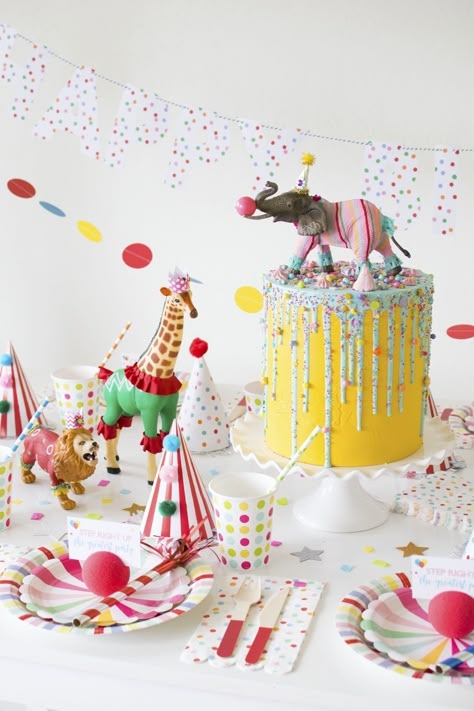 Colorful Party Animal Birthday Theme, Animal Party Theme, Shower Activities, Animal Parade, Zoo Birthday, Circus Birthday Party, Circus Animals, Carnival Birthday Parties, Animal Birthday Party