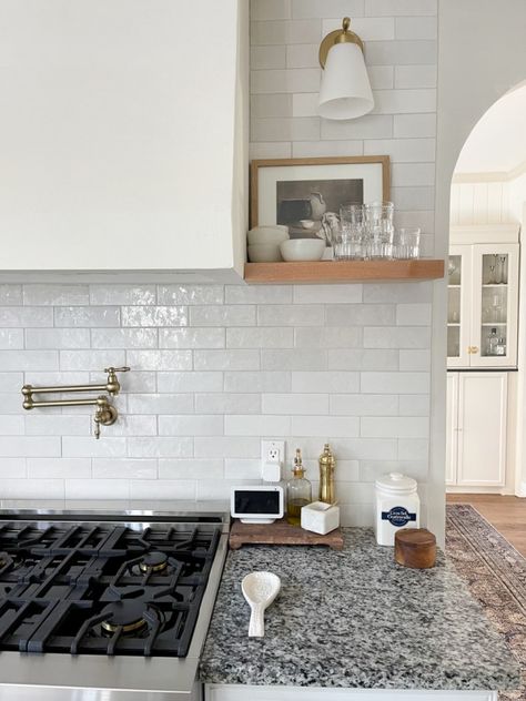 Wall Splash Kitchen Backsplash, Simple White Tile Backsplash, What To Do With A Small Wall In Kitchen, White Ceramic Tile Backsplash Kitchen, Imperfect Kitchen Backsplash, White Tiled Backsplash, Grey And White Subway Tile Backsplash, Carrara Marble Subway Tile Backsplash, Old House Kitchen Backsplash