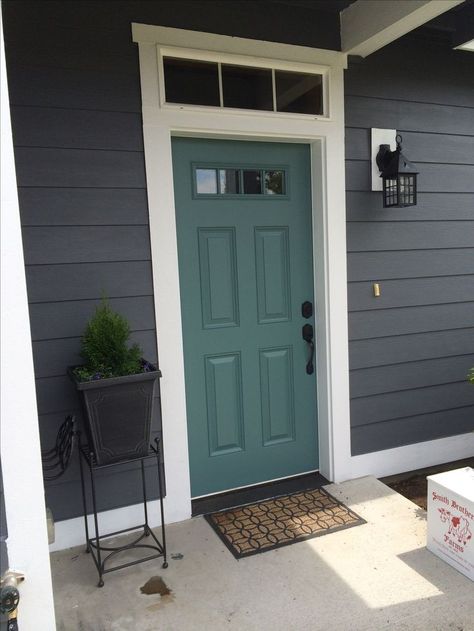 A little dark? Cottage Exterior Colors, Teal Front Doors, Painted Exterior Doors, Exterior Door Colors, Exterior Door Designs, Gray House Exterior, Farmhouse Exterior Design, Gray House, Door Colors