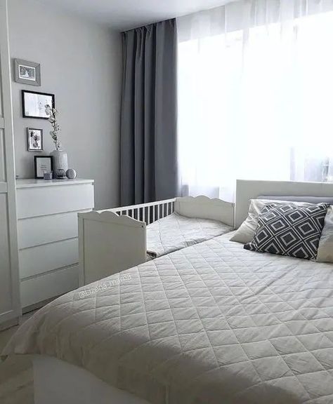 Small Bedroom With Baby Sharing, Bedroom With Baby Sharing Ideas, Monochromatic Bedding, Bedroom With Grey Walls, Shared Baby Rooms, Nursery Guest Room Combo, Nursery Nook, Gray Bedroom Walls, Parents Bedroom