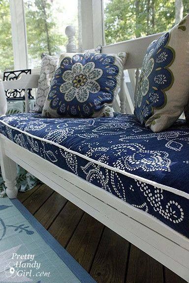 Futon Makeover, Blue Cottage, Outdoor Seat Cushions, All Things Blue, Diy Sofa, Outdoor Cushions And Pillows, Blue Home, Blue Willow, Bench Cushion