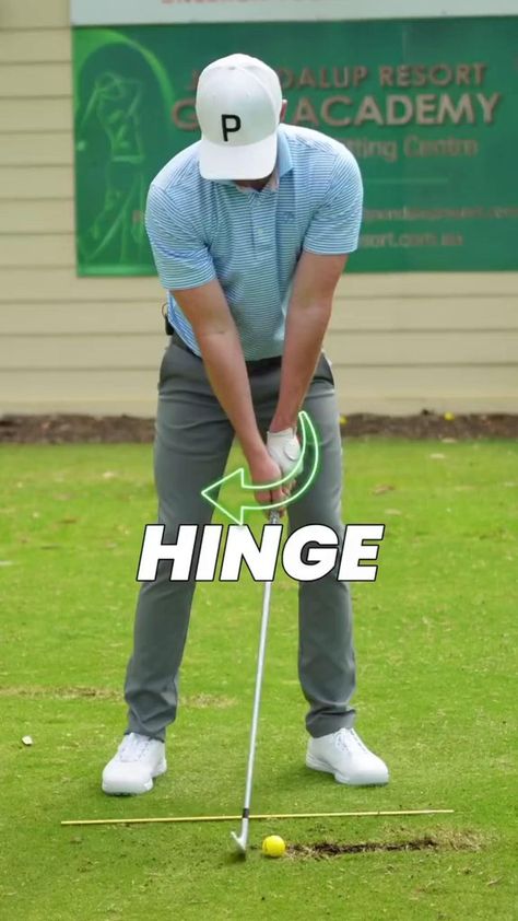 Golf Backswing, Golf Basics, Golf Chipping Tips, Golf Pictures, Golf Techniques, Golf Inspiration, Golf Chipping, Golf Videos, Golf Drills