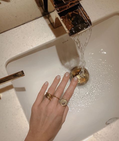 Nails Inspo Aesthetic, Drizella Tremaine, Bath Goals, Megan Fox Style, Bride Inspiration, Luxury Destination Wedding, + Core + Aesthetic, Nails Inspo, Wash Your Hands