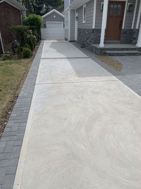 Concrete Driveway With Border, Brick Border Driveway, Concrete Driveway With Paver Border, Expanding Driveway Ideas, Driveways Ideas Concrete, Concrete Driveway Makeover, Drive Ways Ideas, Driveway Expansion, Concrete Paver Driveway