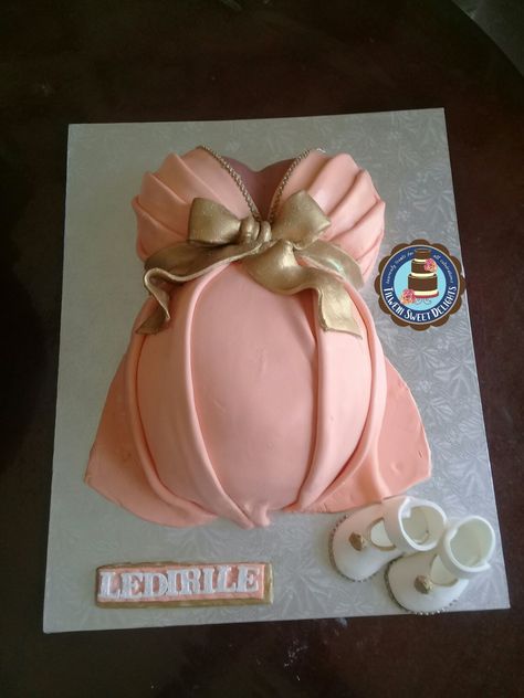 Belly Cake Pregnant, Cake Pregnant, Belly Cakes, Girl Shower Themes, Shower Diy, Shower Stuff, Shower Themes, Baby Shower Cake