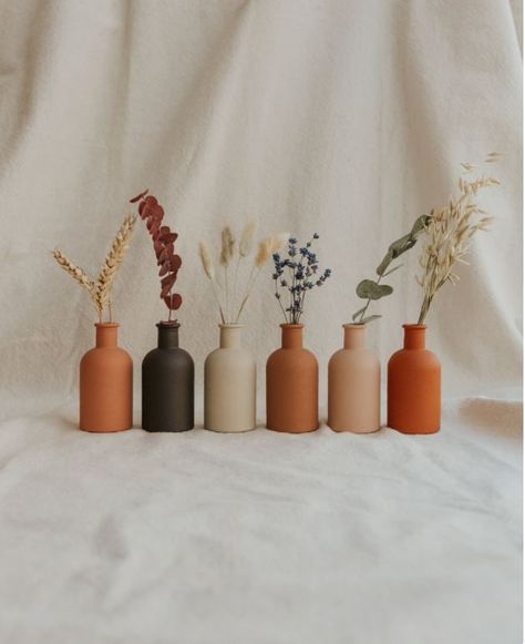 Mini Vases, Painted Glass Vases, Boho Bridal Shower, בר מצווה, Diy Christmas Decor, Mini Vase, Wedding Mood Board, Bridal Shower Theme, Wedding Mood