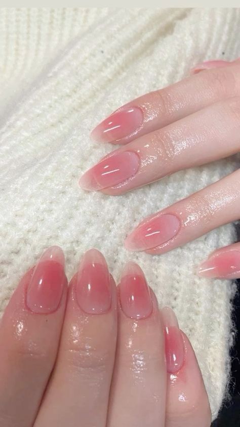 French Tip Gel Nails, Gel Nails French, Amazing Nails, Spring Nail Designs, Subtle Nails, Gel Nails Diy, Summery Nails, Brighter Days, Culture Magazine