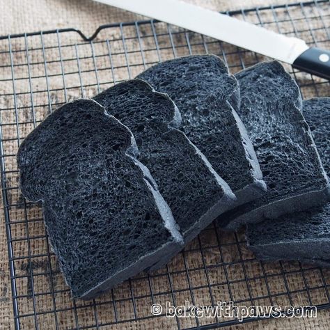 Charcoal Bread, Best Zucchini Bread Recipe, The Best Zucchini Bread, Lemon Zucchini Bread, Natural Food Dye, Best Zucchini Bread, Best Zucchini, Bread Ideas, Lemon Zucchini