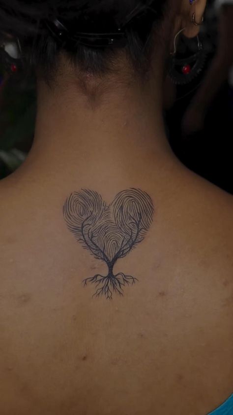 Family Finger Print, Finger Print Tattoo, Fingerprint Heart Tattoos, Small Tattoos Ideas, Fingerprint Tattoos, Mum Tattoo, Tattoos Matching, Line Tattoo Ideas, Tree Tattoos