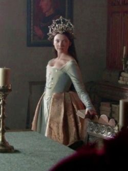 Natalie Dormer Tudors, 1500 Fashion, Tudors Costumes, Natalie Dormer Anne Boleyn, 1600 Fashion, The Tudors Costumes, Horned Serpent, The Tudors Tv Show, Tudor Period