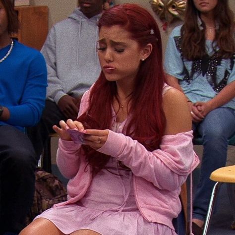 Films And Shit🕸🍭 on Instagram: “Cat Valentine💝 What’s your Mood? (Tv Show: Victorious) • • • #victorious #catvalentine #queen #arianagrande #mood #fashionicon #2000svibes…” Cat Valentine Outfits, Valentine Outfits, Sam And Cat, Cat Valentine, Cat Cat, Season 1, Red Hair, Victorious, See More