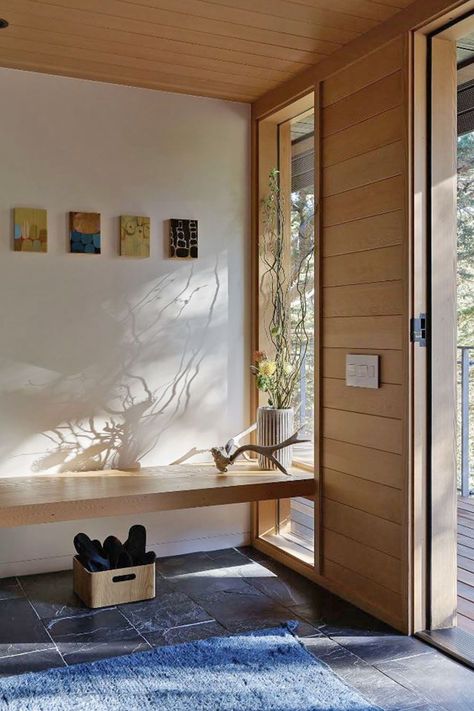 Japanese Kit House gets reimagined overlooking the San Francisco Bay Tiburon California, Shed Architecture, Kit House, Concrete Retaining Walls, Interesting Architecture, House Shed, Modern Architects, House Modern, Open Space Living