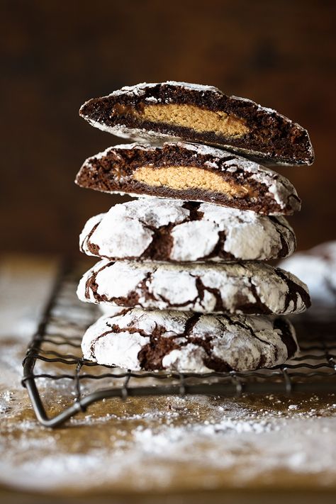 Reeses Cookies, Reese's Peanut Butter Cup, Chocolate Crinkle, Vanilla Recipes, Chocolate Crinkle Cookies, Chocolate Crinkles, Reeses Peanut Butter Cups, Crinkle Cookies, Peanut Butter Cup