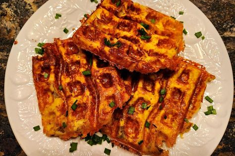 Mashed Potato Waffles Recipes, Mash Potato Waffles, Waffle Maker Potato Pancakes, Mashed Potato Waffles, Mash Potato Pancakes Leftover, Roasted Cabbage Recipes, Potato Waffle Recipe, Fresh Spinach Recipes, Optavia Potato Waffle