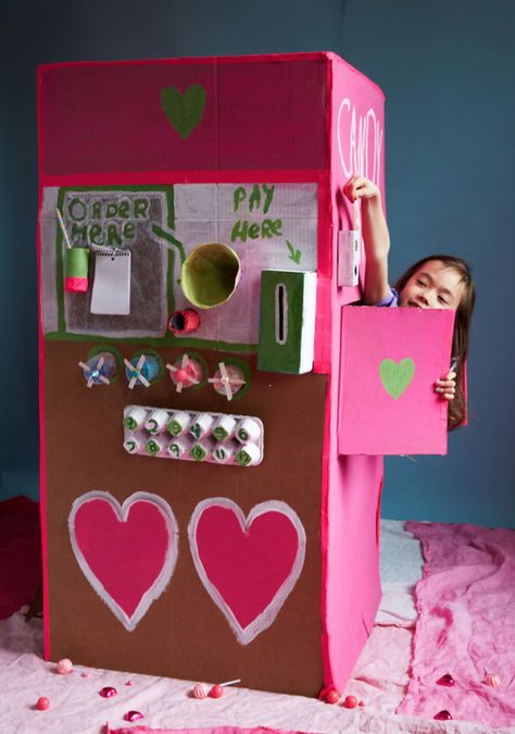 DIY Cardboard Box Candy ATM Cardboard Box Crafts For Kids, Cardboard Boxes Kids, Box Crafts For Kids, Cardboard Box Ideas, Box Fort, Large Cardboard Boxes, Fun Magazine, Diy Valentines Cards, Cardboard Box Crafts