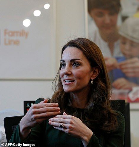 The Duchess, who is passionate when it comes to supporting vulnerable children, was full o... Beulah London, The Queen Of England, Duchesse Kate, Princess Katherine, English Royal Family, Full Stop, Working Parent, Kate Middleton Prince William, Catherine Elizabeth Middleton