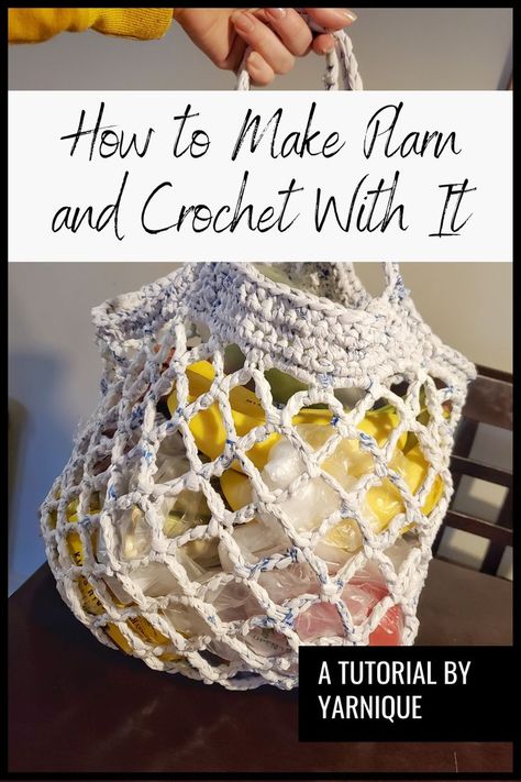 Check out this video tutorial showing how to make plarn (plastic yarn) from grocery bags and crochet with it. This technique is a great way to recycle and reuse! #yarnique #plarn #reducerecyclereuse Plastic Yarn, Plastic Bag Crochet, Friends Crochet, Knitting Group, Crochet T Shirts, Pineapple Crochet, Crochet Tips, Crochet Business, Crochet Videos Tutorials