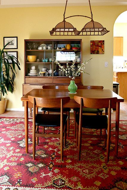 Danish Modern dining room set Danish Modern Dining Room, Mcm Dining Room, Retro Dining Rooms, Danish Dining Table, Yellow Dining Room, Ideas For Design, Danish Modern Furniture, Vintage Dining Room, Mid Century Modern Interiors