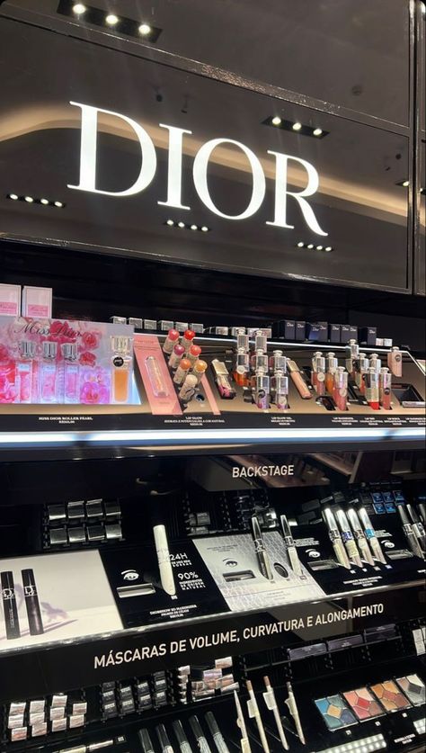 Sephora Dior, Koleksi Makeup, Glam Aesthetic, Makeup Order, Indie Makeup, Casual Makeup, Makeup Aesthetic, Elf Makeup, Winter Makeup