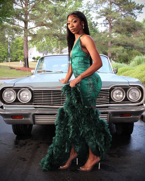 Emerald Green Prom, Dark Skin Girl, Emerald Green Prom Dress, Prom 2022, Emerald Green Dress, Green Prom, Emerald Green Dresses, Green Prom Dress, Senior Year