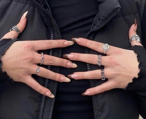 Ring Combos, Ring Combo, Minimalist Jewelry Silver, Aesthetic Rings, Black Acrylic Nails, Blush Nails, Dope Jewelry, Luxury Makeup, Funky Jewelry