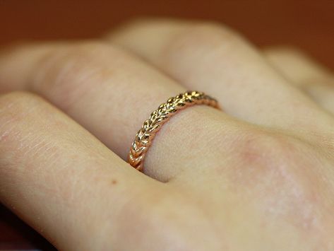 I created this matching band specially for my Love Rope collections to twist and blend love with gemstone and gold. It is simple unique two twisted rope became one braided endless circle of love. This listing price is for ONE ring only Matching Engagement Ring: https://www.etsy.com/listing/265087134/love-rope-050-carat-round-halo-diamond?ref=shop_home_active_1 Bridal Set https://www.etsy.com/listing/226677313/love-rope-050-carat-round-halo-diamond?ref=shop_home_active_9 This ring will come with Braided Wedding Band, Wedding Band Unique, Gold Pendant Jewelry, Gold Ring Designs, Gold Wedding Ring, Unique Wedding Bands, Classy Jewelry, Eternity Wedding Band, Gold Wedding Rings