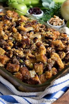 Cornbread and Sausage Stuffing - This is the delicious recipe we make every year at Thanksgiving! #CasseroleCravings #sponsored by www.delmonte.com Croissant Stuffing, Cornbread And Sausage, Sausage Cornbread Stuffing, Sausage Stuffing Recipe, Feast Recipes, Stuffing Recipes For Thanksgiving, Sausage Stuffing, Turkey Stuffing, Thanksgiving Stuffing