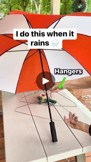 Diy Umbrella Holder, Diy Umbrella, Diy Wings, Umbrella Holder, Instagram Diy, Free Tips, Mom Hacks, Live Simply, Home Remedies