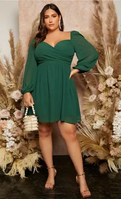 Convocation Outfit, Graduation Dress Plus Size, Flattering Plus Size Dresses, Dress For Chubby, Full Figure Dress, Curvy Girl Dress, Plus Size Cocktail Dresses, Plus Size Formal, Plus Size Party Dresses