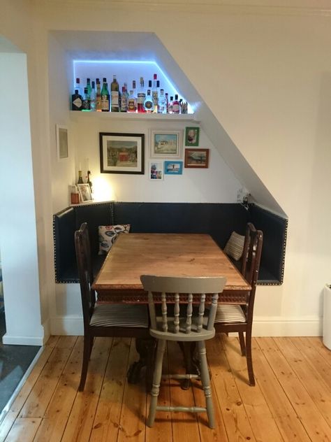 Dining booth under stairs Booth Under Stairs, Banquette Under Stairs, Understairs Dining Ideas, Dining Table Under Staircase, Dining Room Under Stairs, Dining Under Staircase, Under Stairs Dining Area, Dining Under Stairs, Dining Table Under Stairs