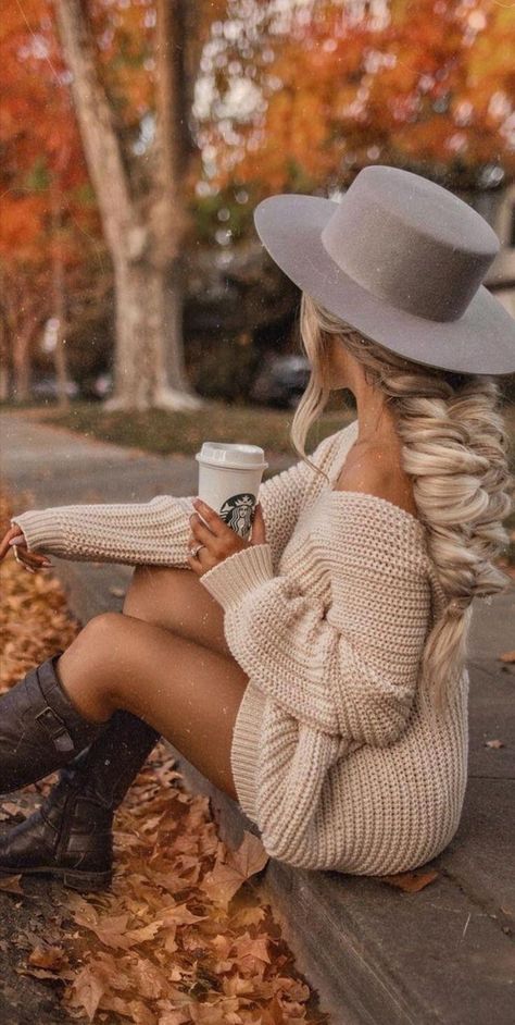 Fall Photo Shoot Outfits, Shotting Photo, Fall Photoshoot, Shooting Photo, Cute Fall Outfits, Photoshoot Outfits, Autumn Aesthetic, Fall Photos, Autumn Photography