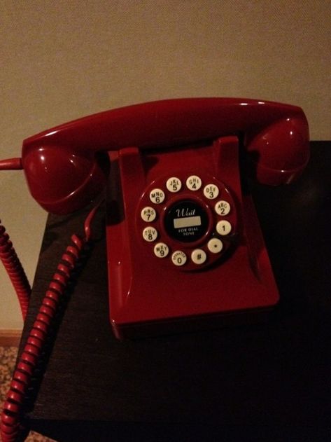 Rotary Phone Aesthetic, Red Aesthetic Vintage Retro, Red Vintage Phone, Red Aesthetic Vintage, Aesthetic Vintage Retro, Rotary Phone, Retro Phone, Vintage Phones, Phone Aesthetic