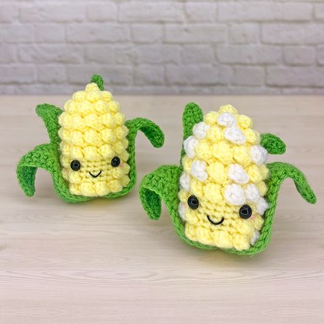 Satisfy your autumn appetite with our free crochet corn pattern! Craft your own corn amigurumi with our step-by-step tutorial. Crochet Corn Pattern, Corn Amigurumi, Crochet Corn, Crochet Mushroom, Medium Weight Yarn, Crochet Food, Free Amigurumi Patterns, Crochet Pumpkin, Single Crochet Stitch