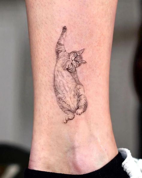 Cat Tattoo Black And White, Ginger Cat Tattoo, Cat Tattoo Black, Ginger Long Hair, Cat Tatoos, Cat Tats, Long Hair Cat, Black Cat Tattoos, Quality Tattoo