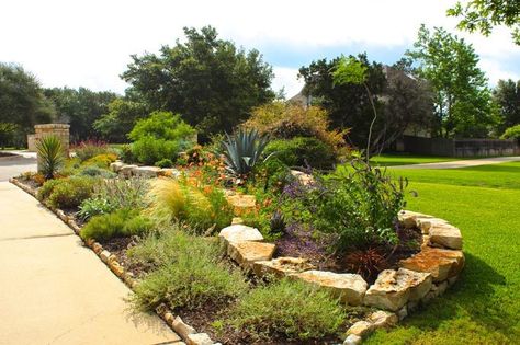 Hill Country Xeric | Diana's Designs Austin Hill Country Landscape, Texas Landscaping, Xeriscape Landscaping, Landscaping Backyard, Backyard Garden Layout, Country Landscape, Small Backyard Gardens, Country Landscaping, Garden Oasis