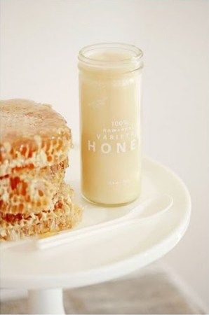 DIY: Honey yogurt body wrap | Bath and Body | CraftGossip.com Diy Body Wrap, Honey Beauty, Honey Yogurt, Honey Diy, Body Wrap, Body Wraps, Plain Yogurt, Beauty Recipe, Milk And Honey