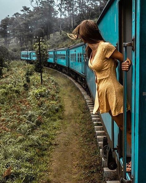 Hanging out the train.👀🚞 Double tap if you love Sri Lanka!💛 Follow @travel.marks for more!🌻 . . . . . . #travelagent #traveling #vacation #mytravel #instatravel #instago #instagood #trip #travel_capture #aroundtheglobe #roundtheworld #travelling #tourism #travelsolo #instapassport #instatraveling #mytravelgram #travelgrams #travelingram #igtravel #travelporn Sri Lanka Travel, Ulsan, Destination Voyage, Kandy, Summer Bucket Lists, Train Rides, Train Travel, Travel Inspo, A Train