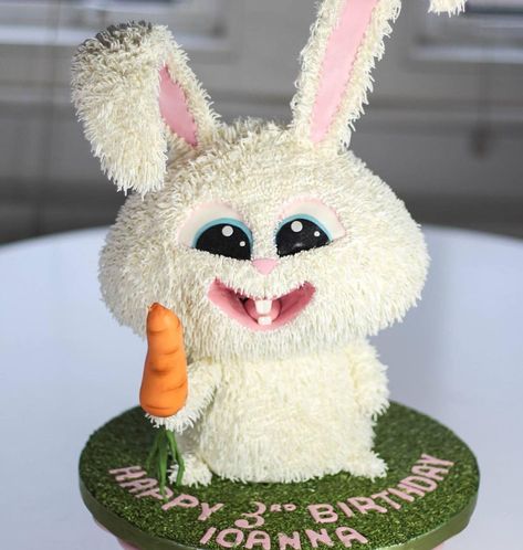 Secret Life Of Pets Birthday Cake, Rabbit Cake Ideas, Rabbit Theme Cake, Secret Life Of Pets Cake, Life Of Pets Birthday Party, Pets Birthday Party, Rabbit Birthday Cake, Bunny Rabbit Cake, Cake Rabbit