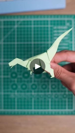 Dinosaur Origami, Paper Folding Techniques, Lantern Festival, 3d Origami, Paper Artist, T Rex, Dinosaurs, Paper Flowers, Origami