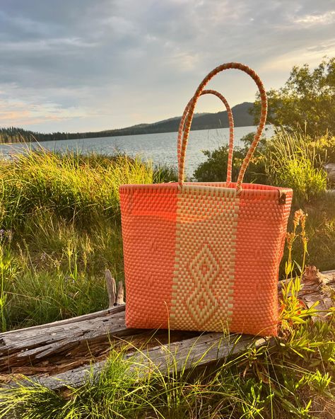 We’ve heard our bags are just as good, if not better than other popular plastic totes. 👀 When you shop from us, you are not only supporting our unique designs and creativity, but the artisanal craftsmanship of our roots. Not to mention that our totes are sustainable as they are made from recycled plastics and woven into beautiful designs. Let us know what you think 🛍️🩷 Plastic Totes, What You Think, Recycled Plastic, Beautiful Design, You Think, Recycling, Unique Designs, Quick Saves, Design