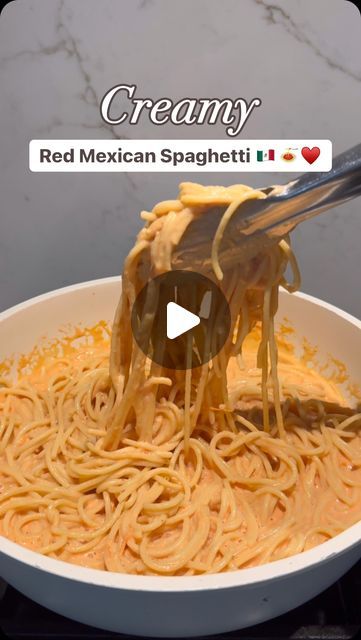 Paulina Castellanos on Instagram: "Creamy Red Mexican Spaghetti 🍝🇲🇽♥️ Ingredients  - Spaghetti noodles  - 3 tomatoes  - 3 garlic cloves  - Half cream cheese - Half tomato sauce  - 2 tbsp sour cream  - 2 tbsp of chicken bouillon  #mexicanspaghetti #recetasfaciles #instagramreels #reels #explore #explorepage✨ #exploremore #dinnerideas #fypage" Mexican White Spaghetti Recipe, Mexican Red Spaghetti, Mexican Noodles Pasta, Spaghetti Mexicano, Mexican Spaghetti Recipes, Cream Cheese Noodles, Creamy Spaghetti Recipes, Spaghetti Rojo, Sour Cream Pasta